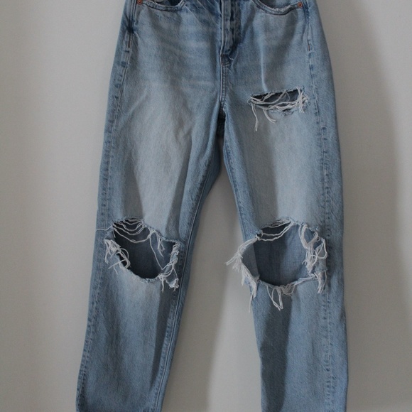 American Eagle Highest Rise 90’s Boyfriend Jeans - Picture 4 of 10